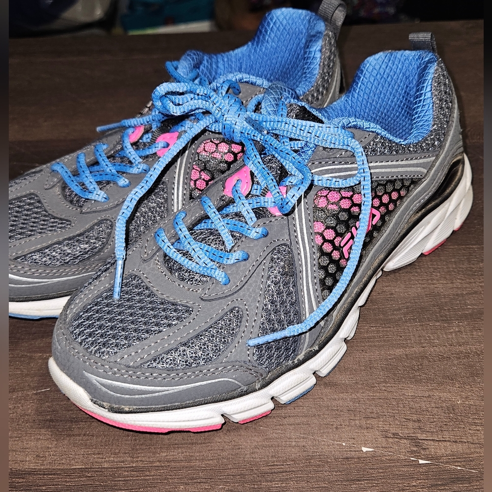FILA Sneakers, Size 8